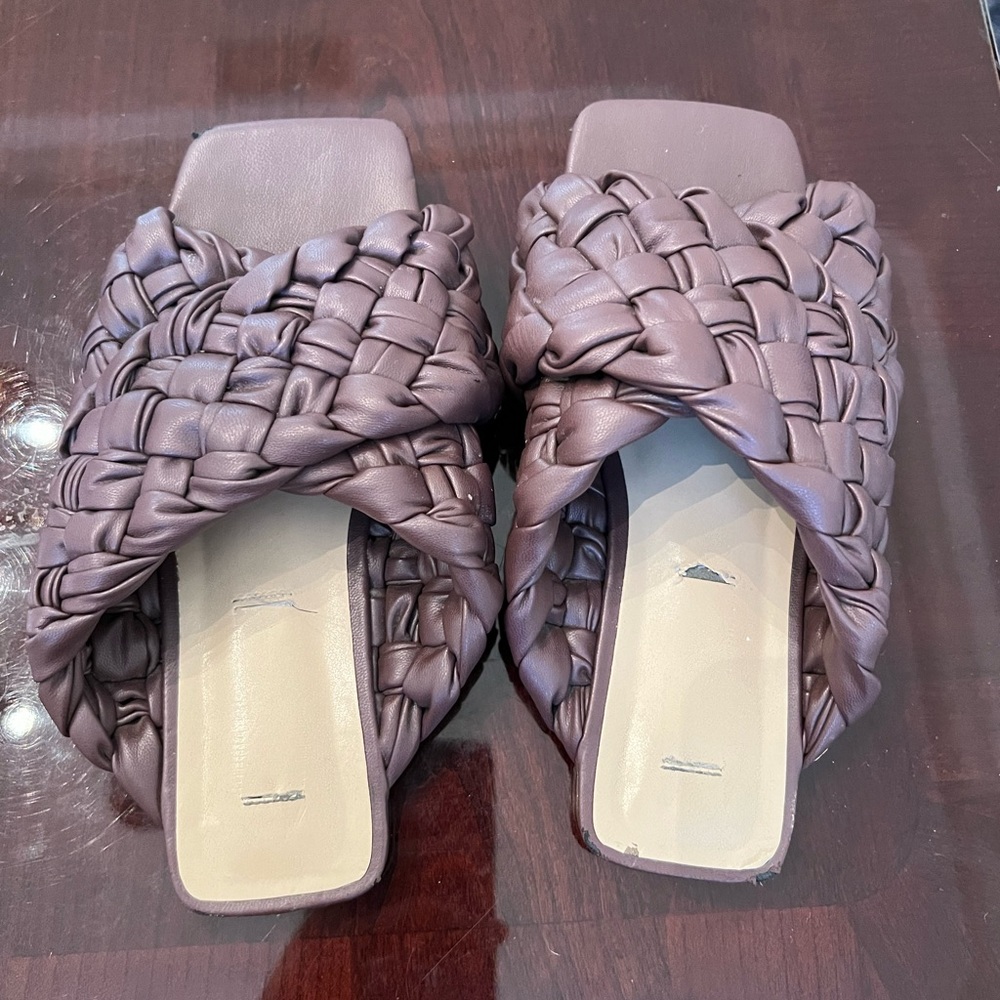 SheIn Brown Quilted Slides